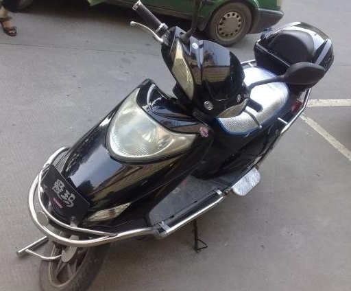 愛瑪踏板電動車低價出售