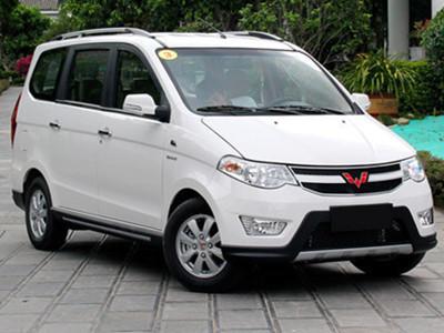 八千轉(zhuǎn)讓五菱宏光S 1.5L商務(wù)車(chē)