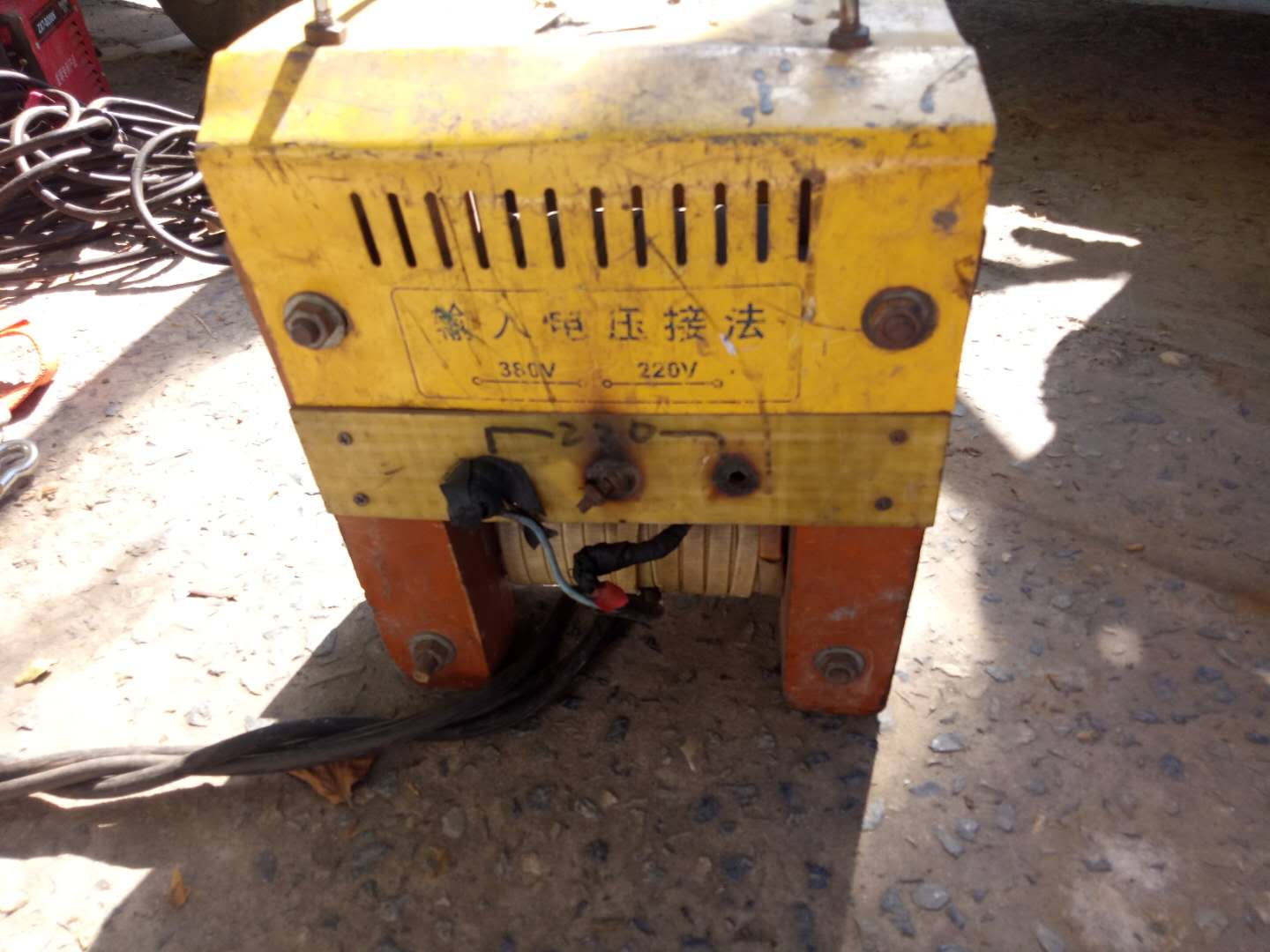 出售二手電焊機(jī)