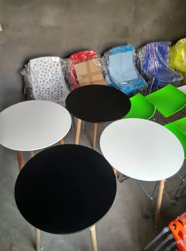 最低價(jià)處理高檔桌椅